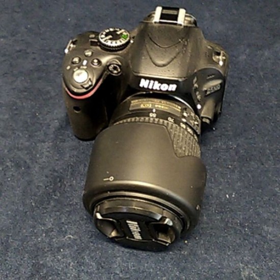 NIKON D5100