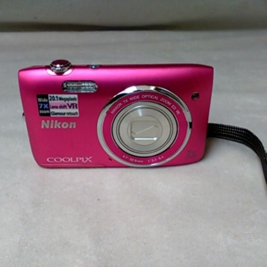 NIKON S3500