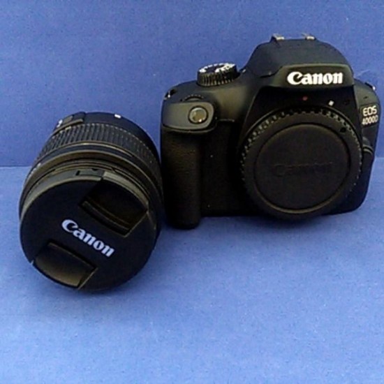 CANON EOS 4000D