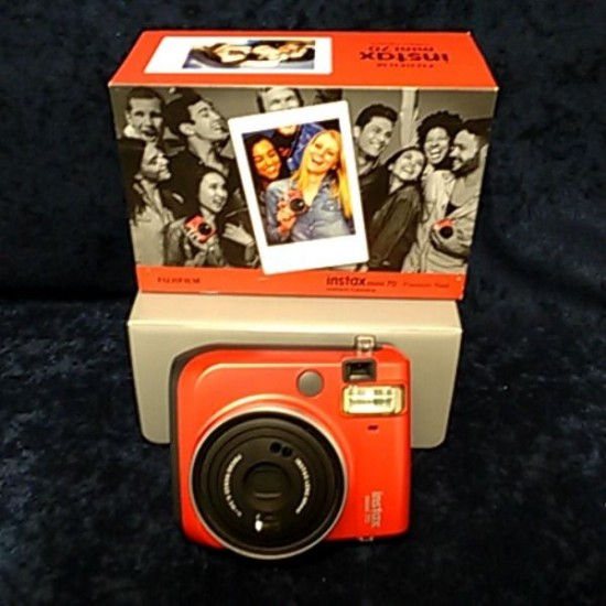 FUJIFILM Instax Mini 70